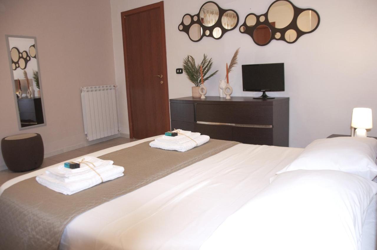 Le Muse Apartment Caserta Luaran gambar