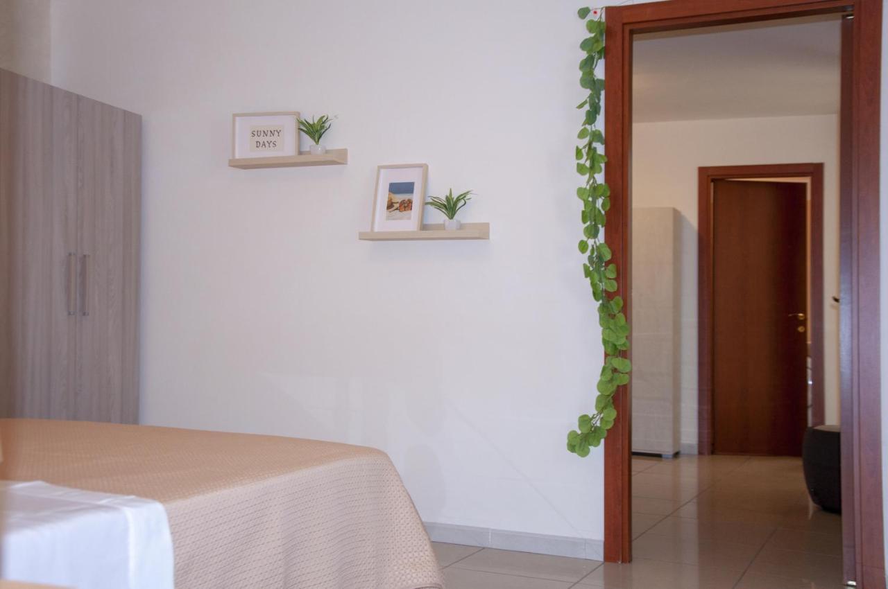 Le Muse Apartment Caserta Luaran gambar