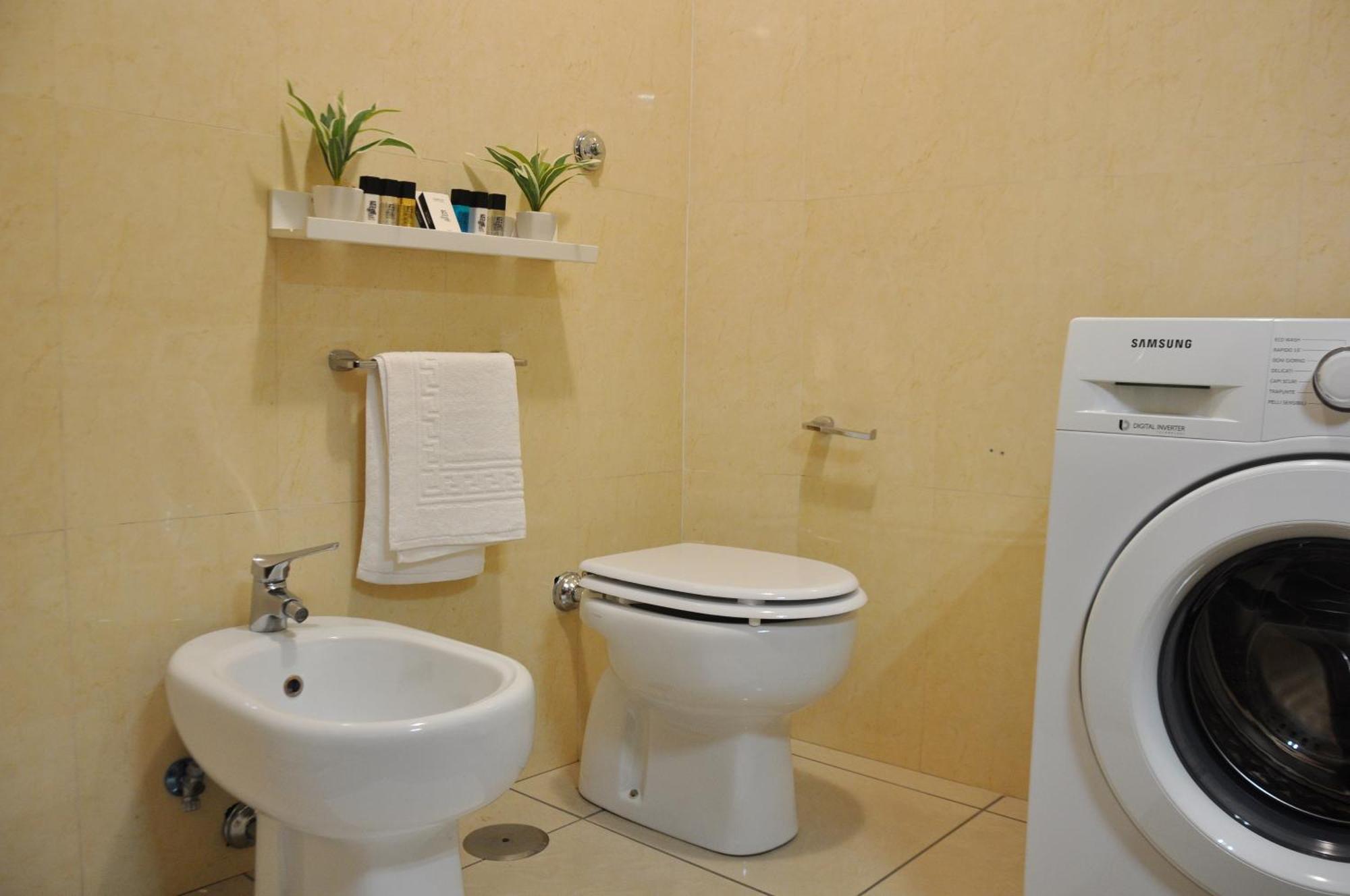 Le Muse Apartment Caserta Luaran gambar